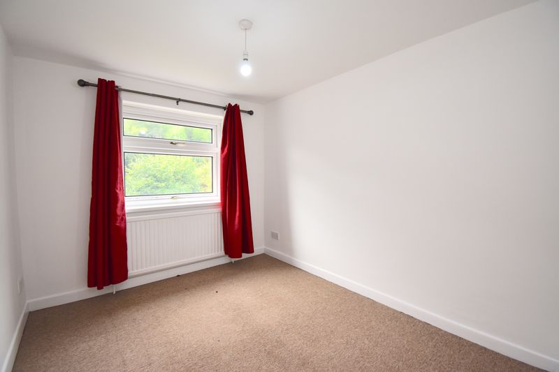 Bedroom- click for photo gallery